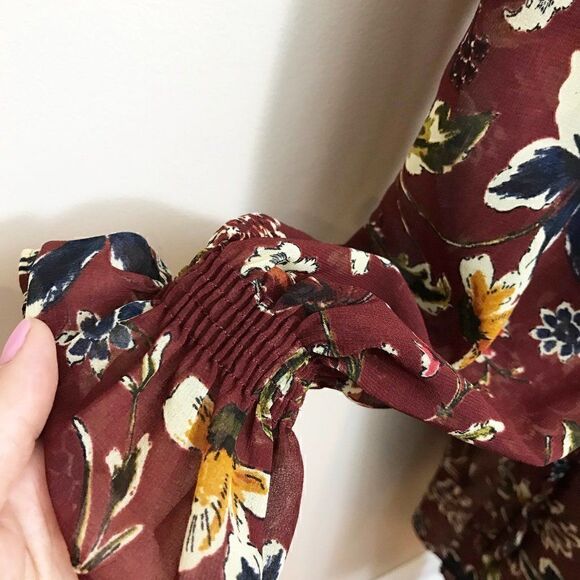 🌸FLORAL Chiffon Dress w/ Front Buttons - Picture 3 of 9